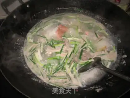 Make Redfish head soup step 6