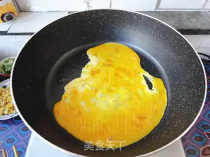 Make cucumber eggs and corn rice step 2