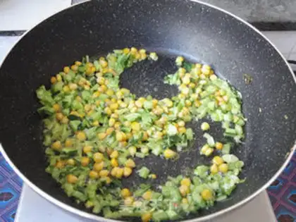 Make cucumber eggs and corn rice step 6