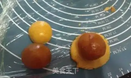 Make Orange Lotus mooncake step 2
