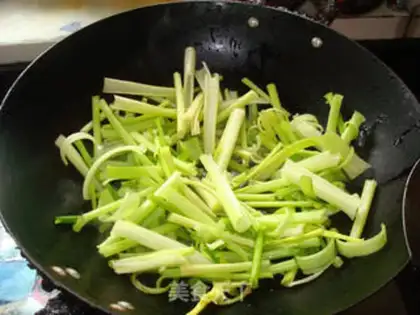 Make The celery makes flowers step 6