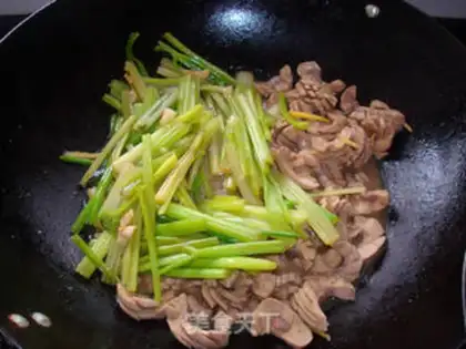 Make The celery makes flowers step 11