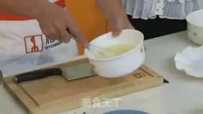 Make Steamed three-coloured eggs step 0