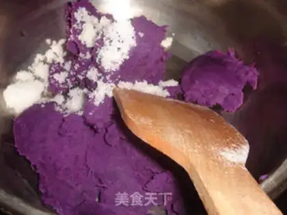 Make Spaghetti bread step 4