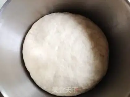 Make Chinese aromatic toast step 1