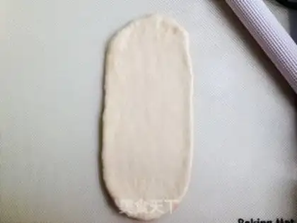 Make Chinese aromatic toast step 4