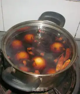 Make Five spicy tea eggs step 5
