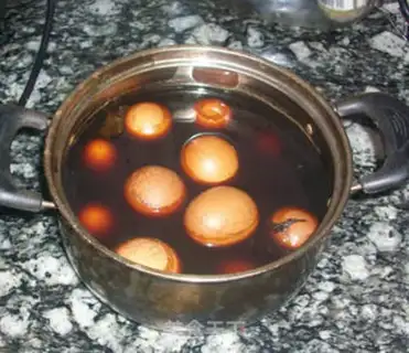 Make Five spicy tea eggs step 6