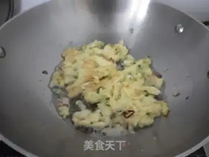 Make Scrambled eggs step 5