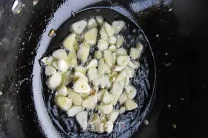 Make Garlic gold and yellow step 9