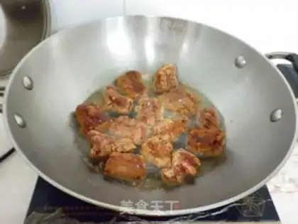 Make Fried sugar curd ribs step 2