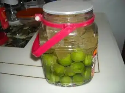 Make Green plum wine step 7