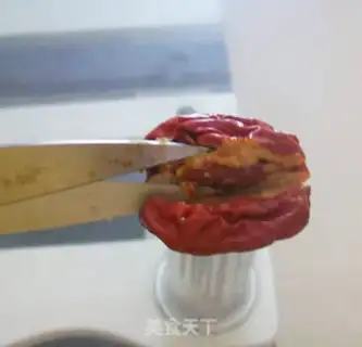Make "Red dates for rice." step 2