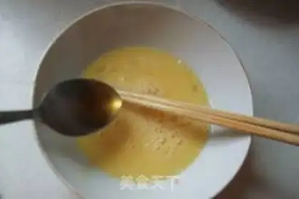 Make Tomatoe egg soup step 2