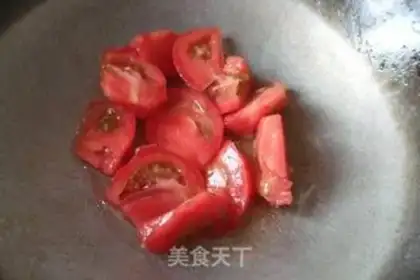 Make Tomatoe egg soup step 3