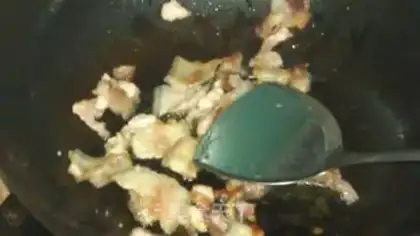 Make Dry the fried meat step 1