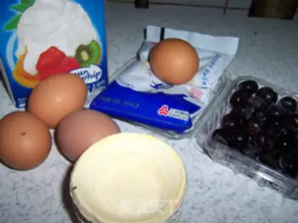 Make Blueberry balls step 0