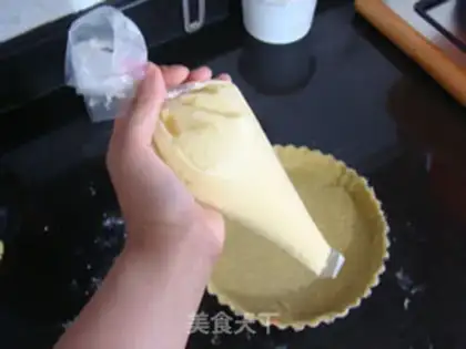 Make Coconut walnut pie step 14
