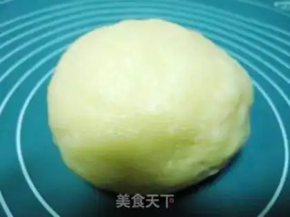 Make Three-coloured mooncakes step 3