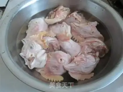 Make Chicken head with spicy sauce step 0