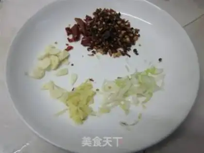 Make Chicken head with spicy sauce step 2