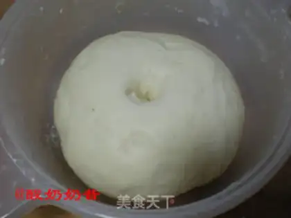 Make Black sesame smelt rolls step 0