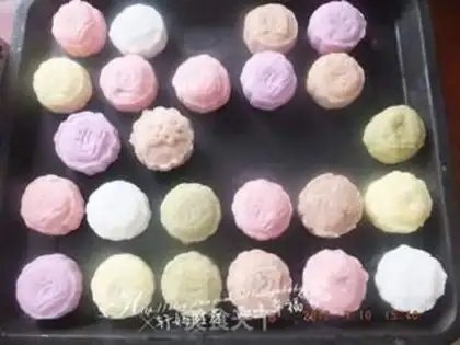 Make Five ice cream mooncakes step 5