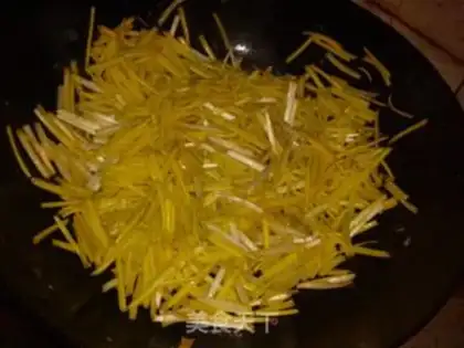 Make Garlic eggs step 1