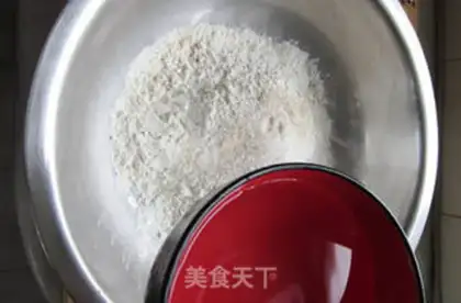 Make Shandong hand-made buns step 1