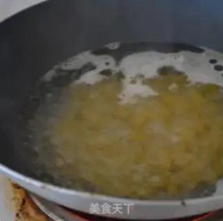 Make Swallow fish pasta step 1