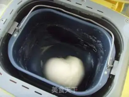 Make Pineapple bun step 2