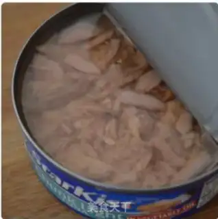 Make Swallow fish pasta step 2