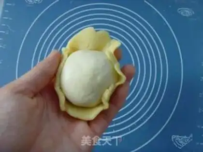 Make Pineapple bun step 12