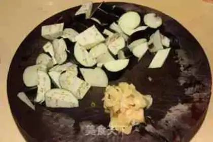 Make Meat and eggplant step 0