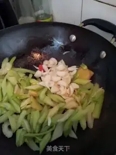 Make Celery makes lilies step 5