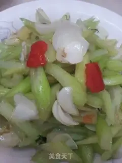 Make Celery makes lilies step 7