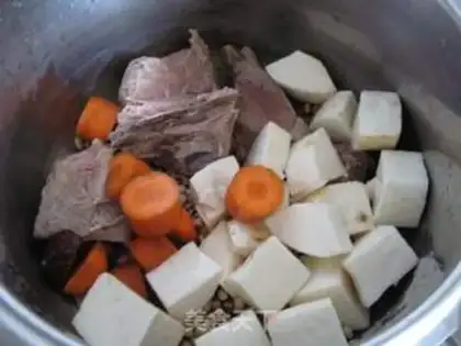 Make Carrot skeletal soup step 6