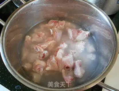 Make Precious chicken wings step 1