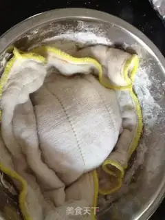 Make Super bacon shrimp pizza step 4