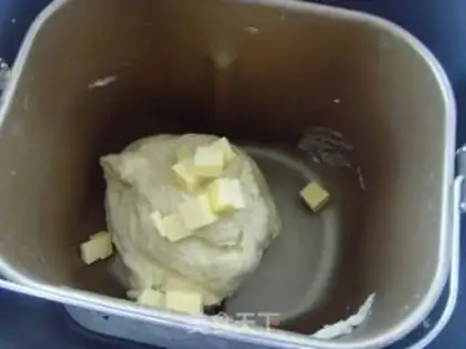 Make Full egg toast step 2