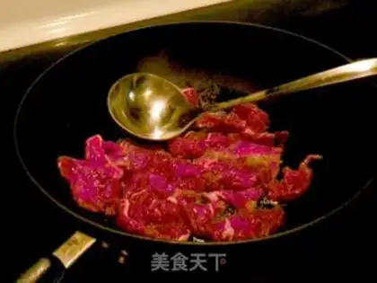 Make Beef fried corn core step 1