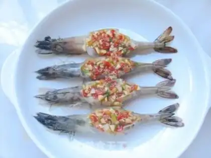Make Shrimp with pepper and garlic step 6
