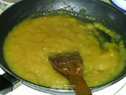 Make Milky pineapple pie step 4