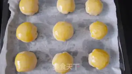 Make Skinned mooncake step 13