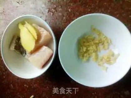 Make Dried fish porridge step 1