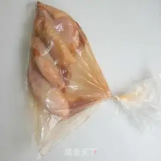 Make New Orleans chicken wings step 2