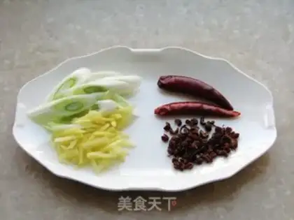 Make radish and fried eggs step 2