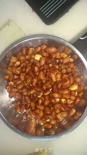Make Old vinegar peanuts step 2