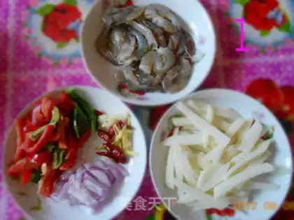 Make Spicy shrimp step 0