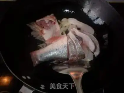 Make Tastes of tuna soup step 4